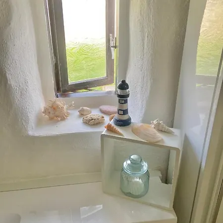 Holiday home Idyllic Cornish Cottage, Superking Bed, Private Garden Dogs Welcome Truro